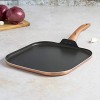 Cooking Light Dishwasher Safe Silicone Handle Specialty Cookware for Family 11 Inch Griddle Copper
